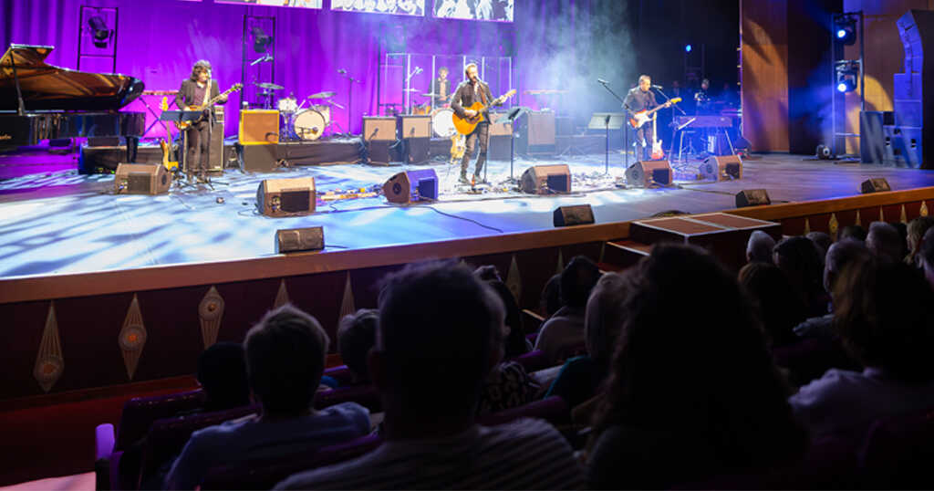 BEATLES MONUMENTAL tour picks OK Mobility for its run through Spain